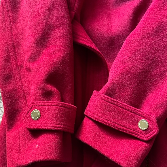 MICHAEL Michael Kors Red Trench Coat - Picture 4 of 5